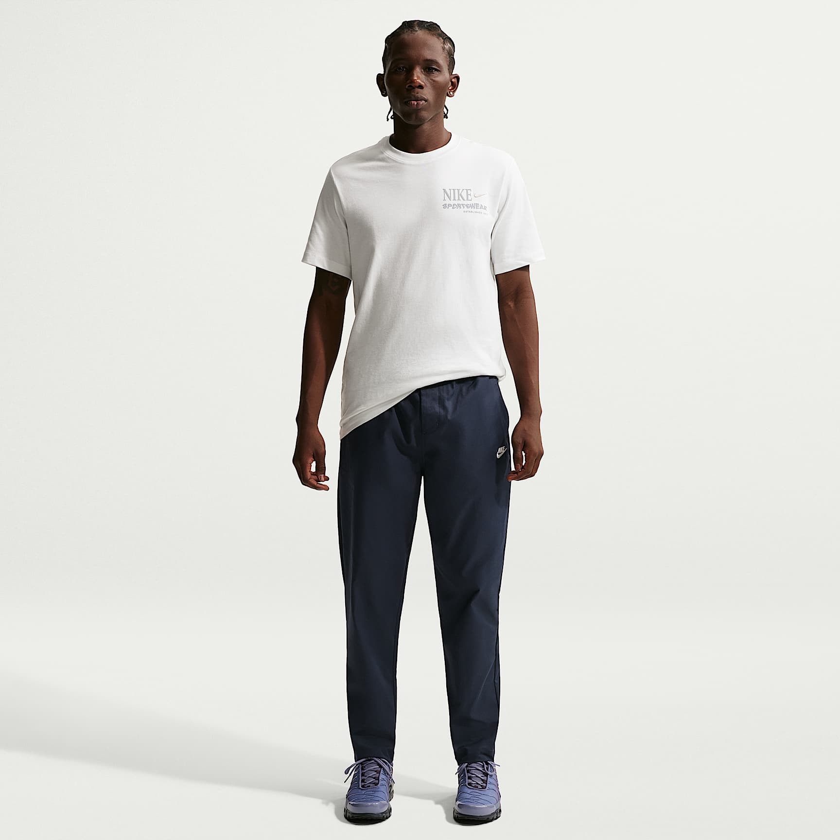 Nike Club Men's Woven Tapered Pants. Nike.com